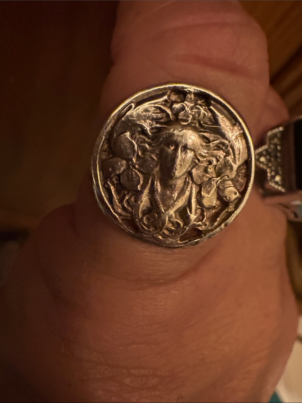 Vintage Sterling Edwardian Fairy/Gothic Ring